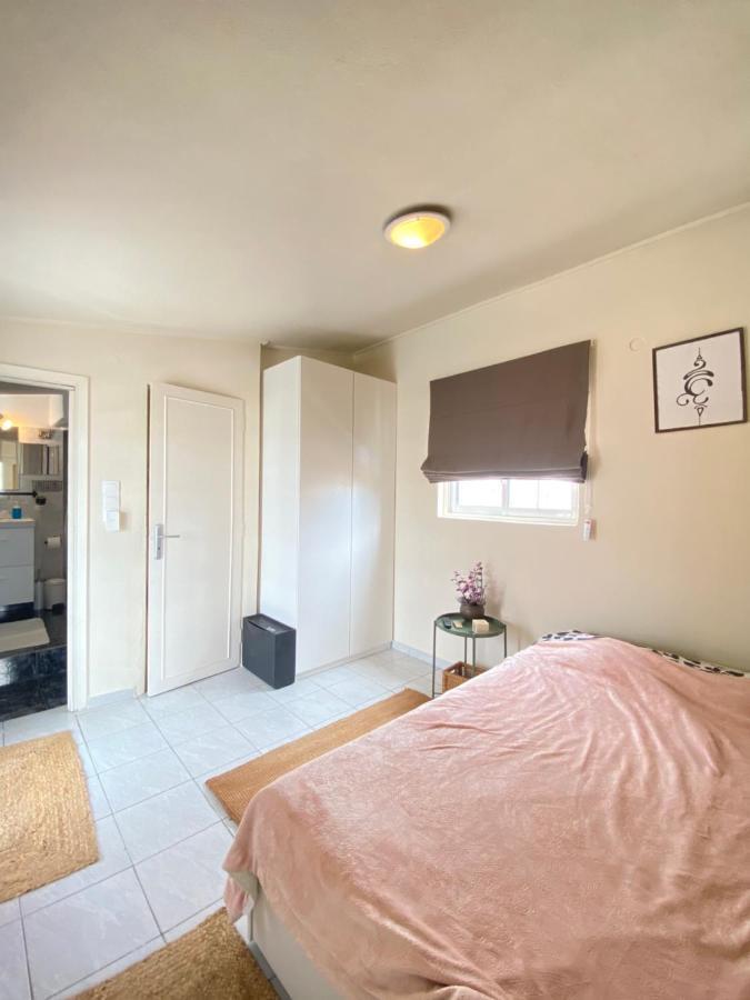 Private Apt. Acropolis View. Top Floor. Koukaki 아테네 외부 사진