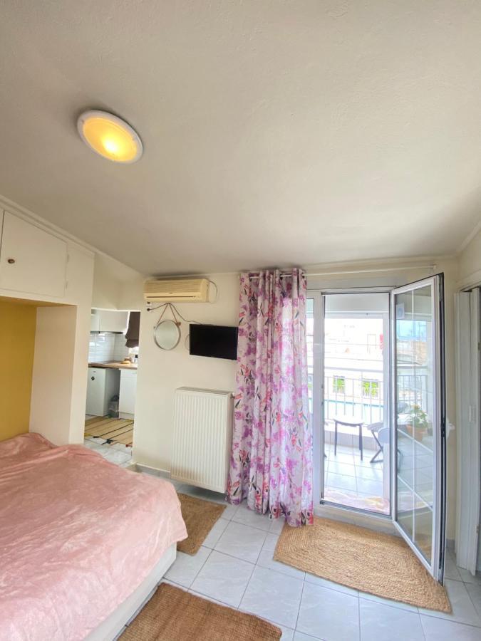 Private Apt. Acropolis View. Top Floor. Koukaki 아테네 외부 사진