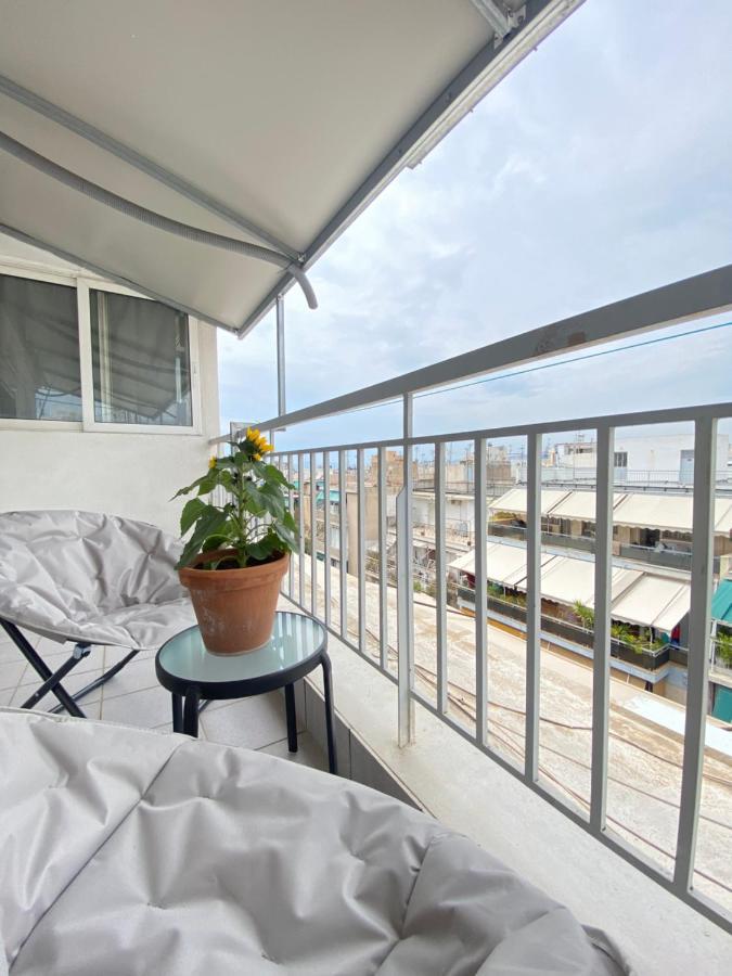 Private Apt. Acropolis View. Top Floor. Koukaki 아테네 외부 사진